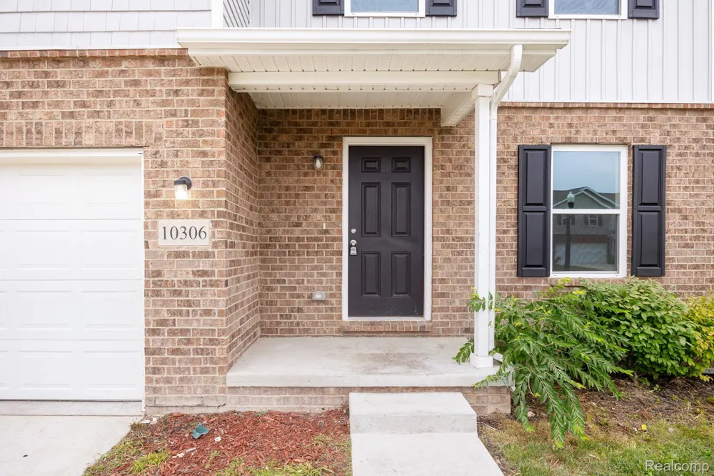 10306 Island Lake Drive Taylor City, MI 48180