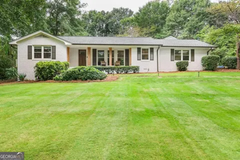 285 Pinewood Circle