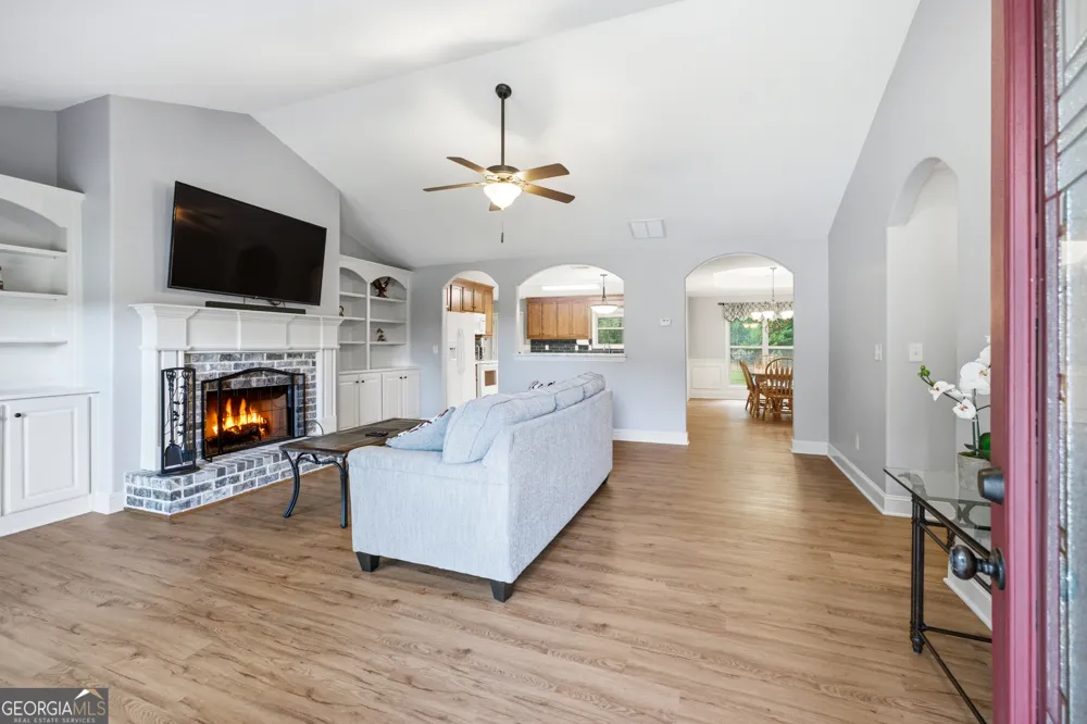 281 Petal Creek LN Jefferson, GA 30549