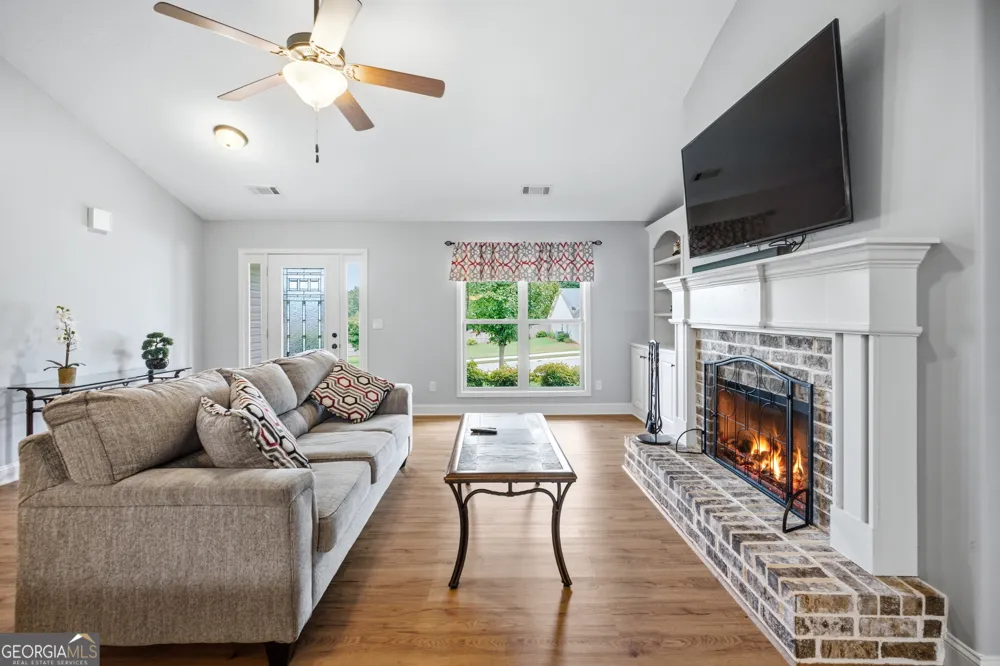281 Petal Creek LN Jefferson, GA 30549
