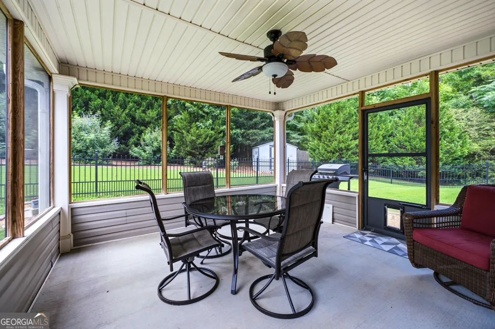 281 Petal Creek LN Jefferson, GA 30549