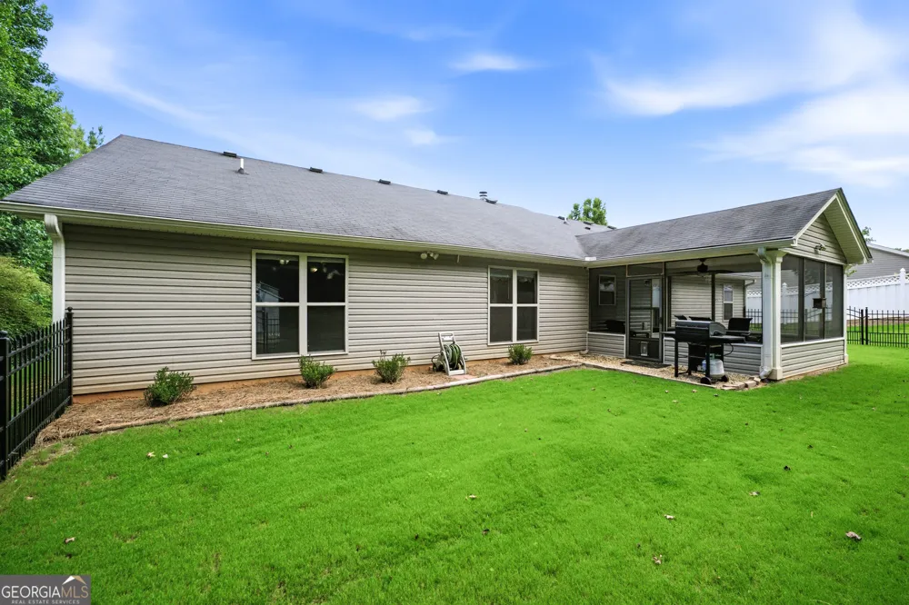 281 Petal Creek LN Jefferson, GA 30549