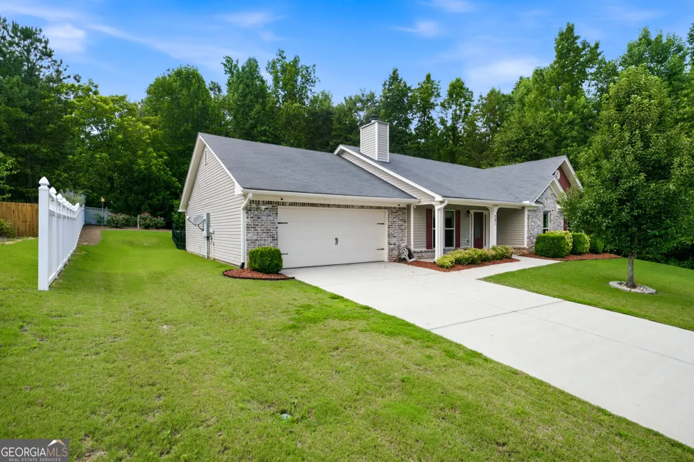 281 Petal Creek LN Jefferson, GA 30549