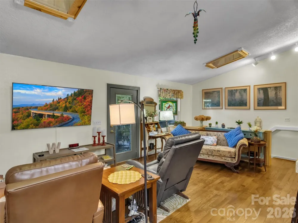 20 Seminole Drive Maggie Valley, NC 28751