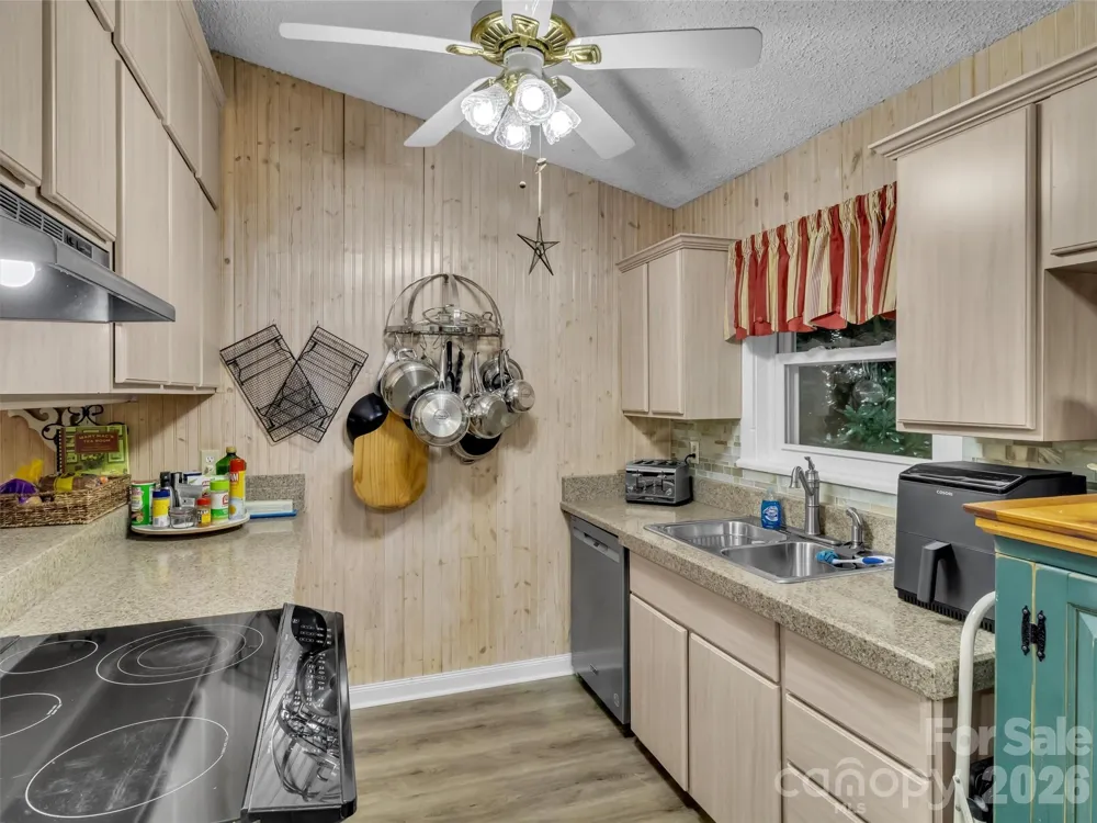 20 Seminole Drive Maggie Valley, NC 28751
