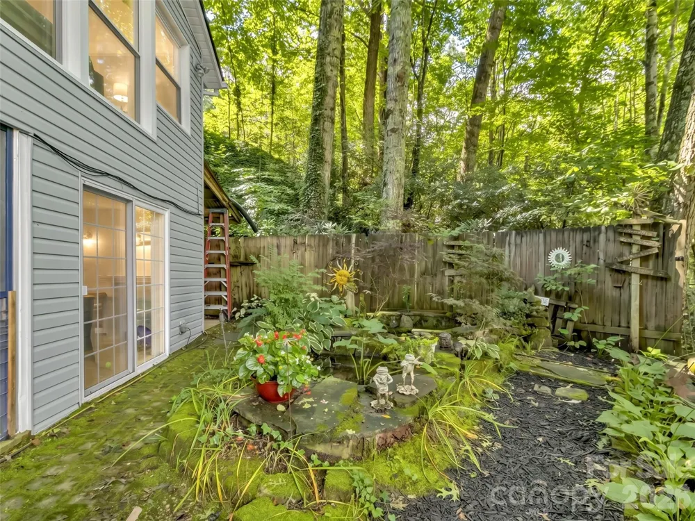 20 Seminole Drive Maggie Valley, NC 28751