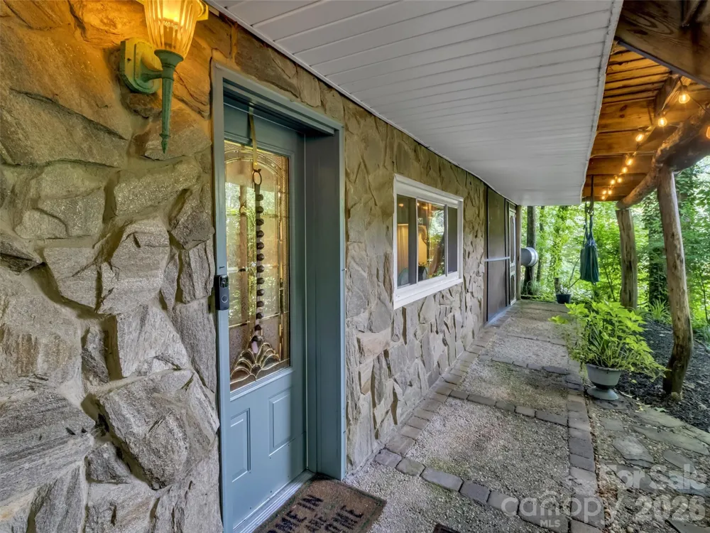 20 Seminole Drive Maggie Valley, NC 28751
