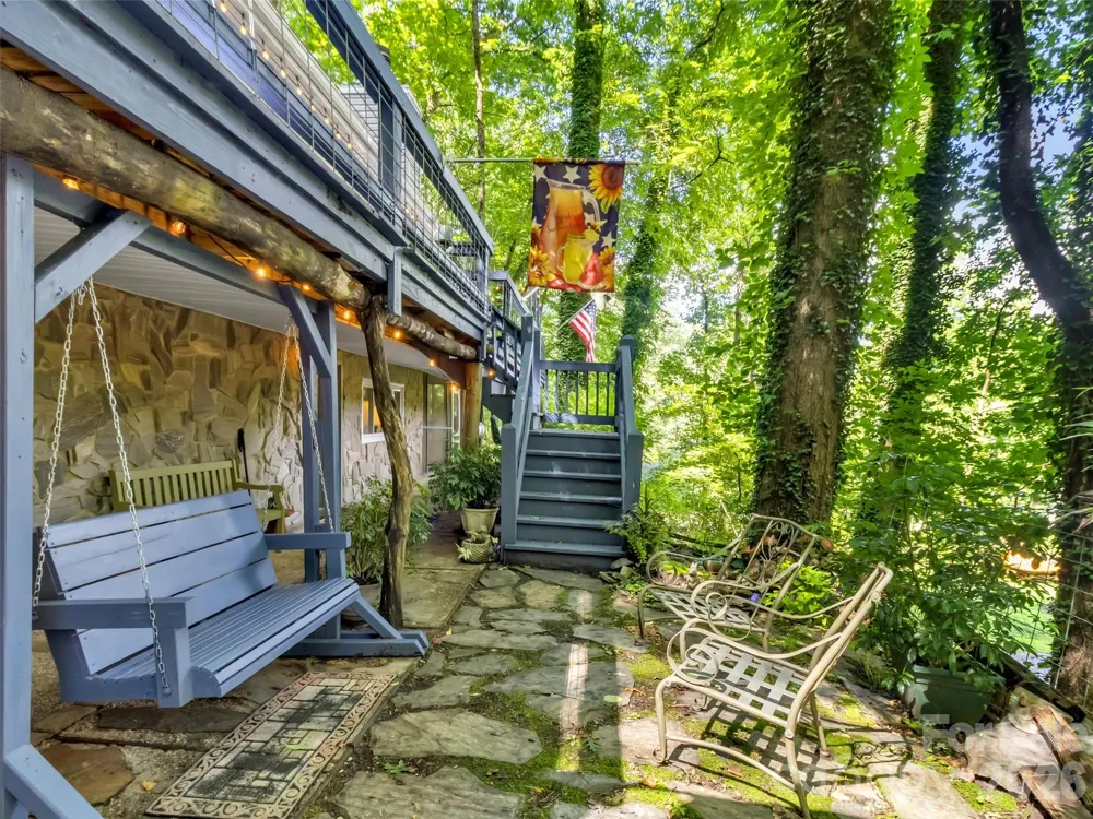 20 Seminole Drive Maggie Valley, NC 28751