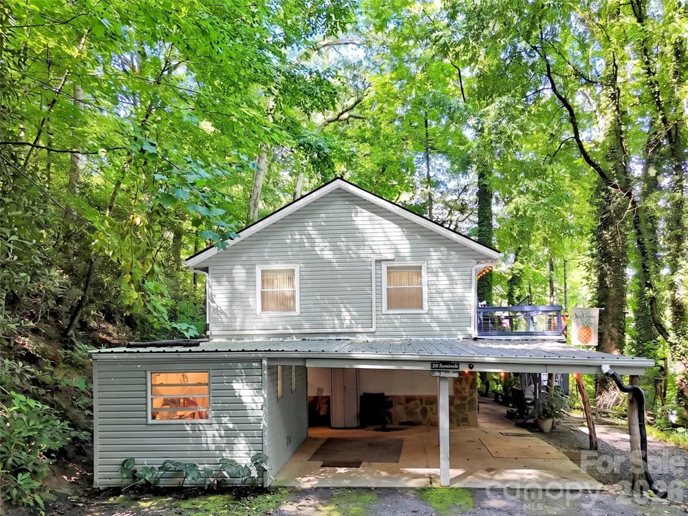 20 Seminole Drive Maggie Valley, NC 28751