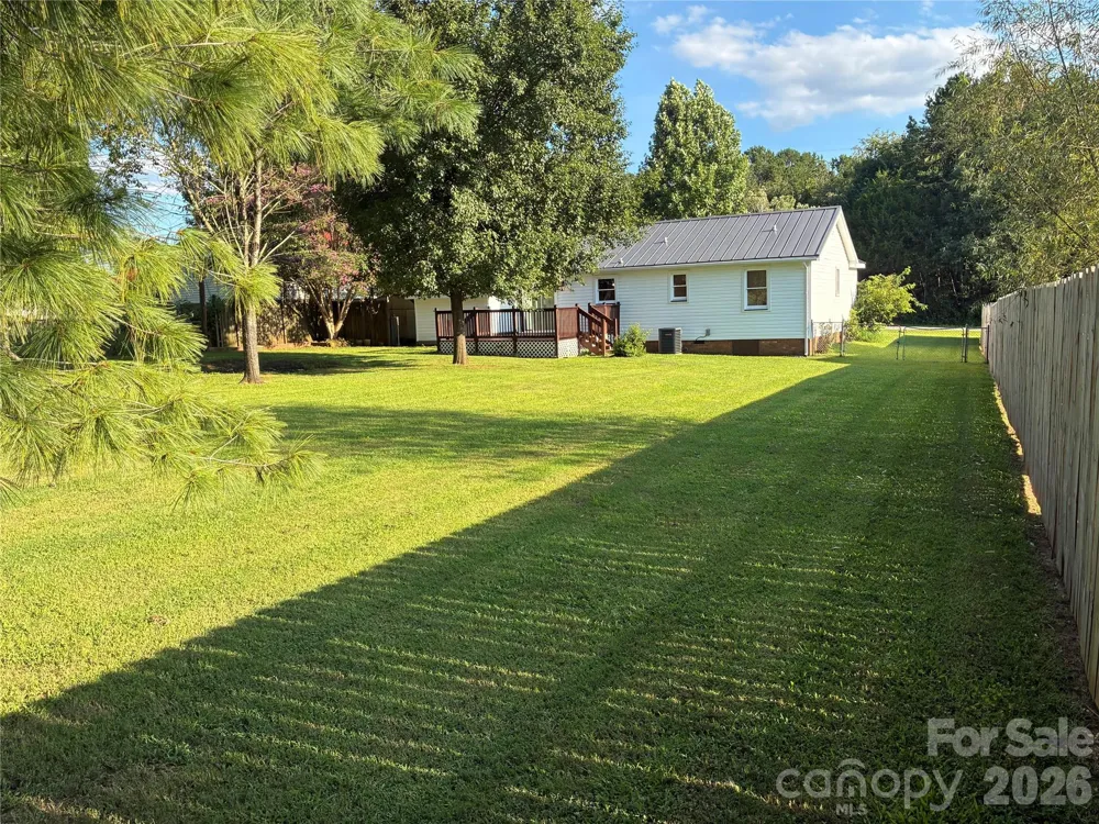1008 Hopedale Drive Lenoir, NC 28645