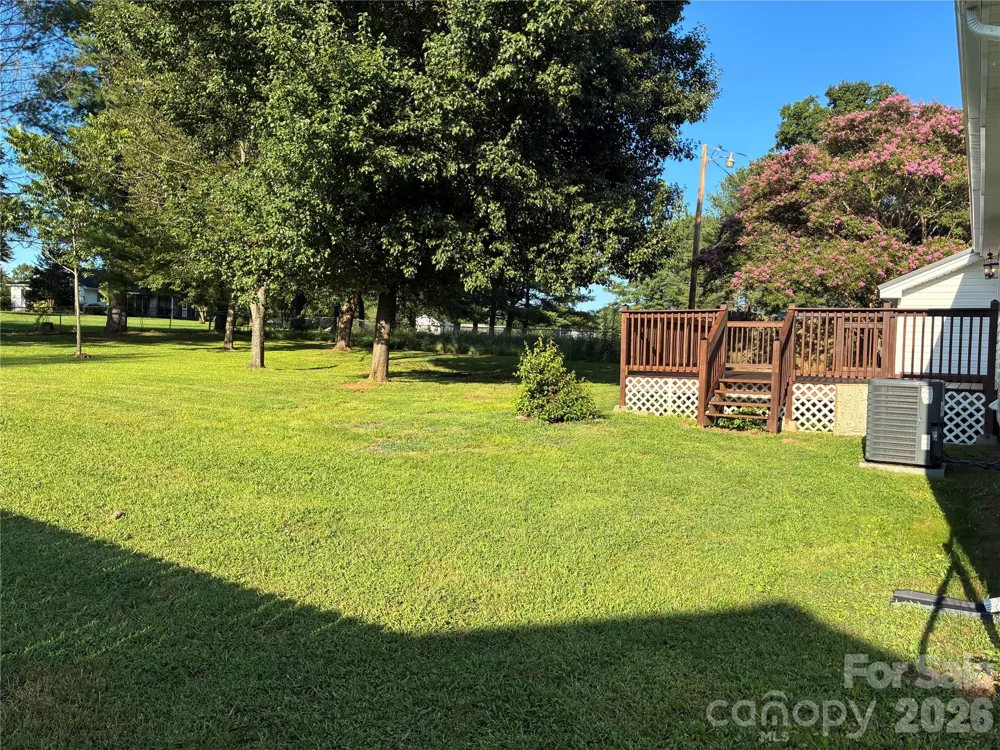 1008 Hopedale Drive Lenoir, NC 28645