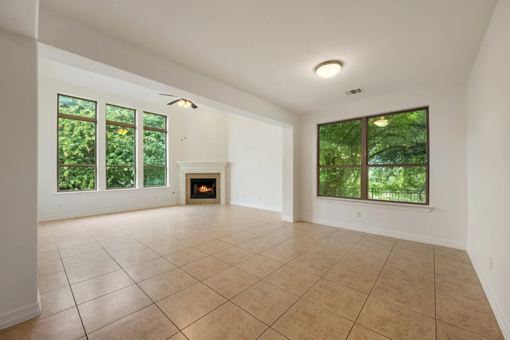2201 Quarry Loop Leander, TX 78641