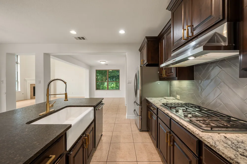 2201 Quarry Loop Leander, TX 78641