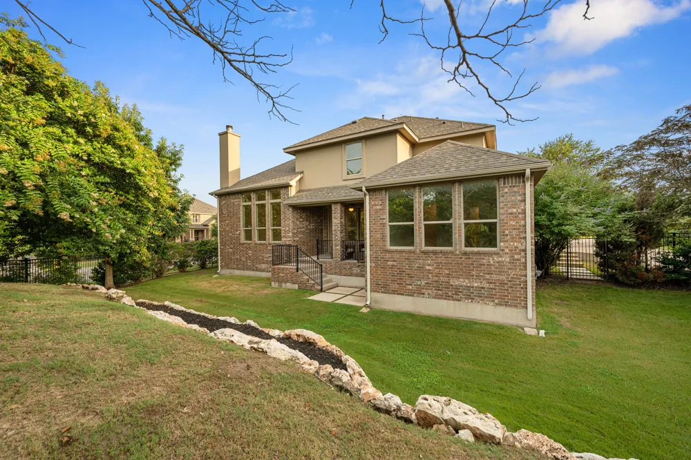 2201 Quarry Loop Leander, TX 78641