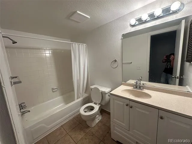 14500 E 2nd Avenue #209A Aurora, CO 80011
