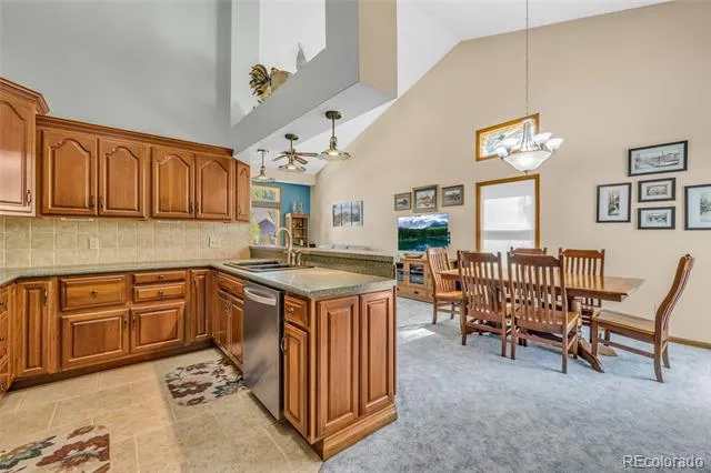 829 Buchanan Lane Longmont, CO 80504