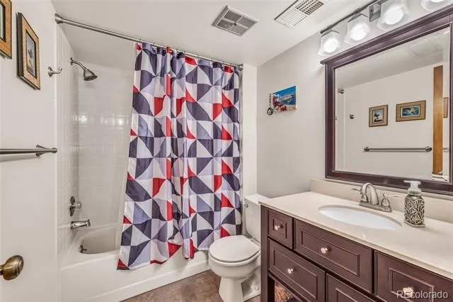 829 Buchanan Lane Longmont, CO 80504