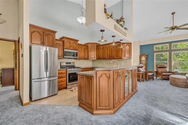 829 Buchanan Lane Longmont, CO 80504