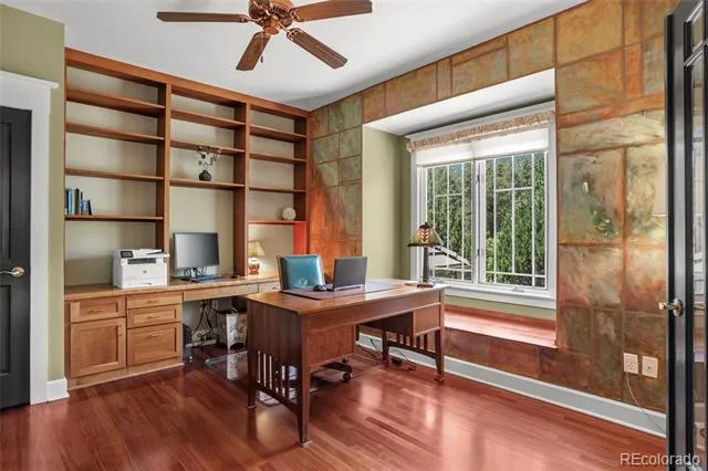 6369 Apache Drive Larkspur, CO 80118