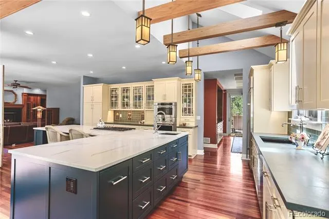 6369 Apache Drive Larkspur, CO 80118
