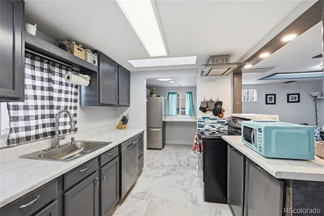 3460 S Canosa Court Englewood, CO 80110