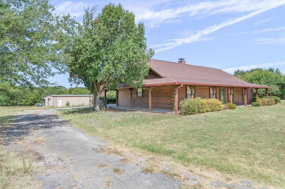 9150 State Highway 198 Canton, TX 75103