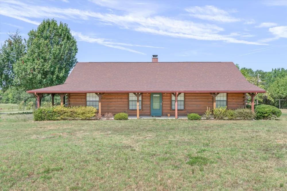 9150 State Highway 198 Canton, TX 75103