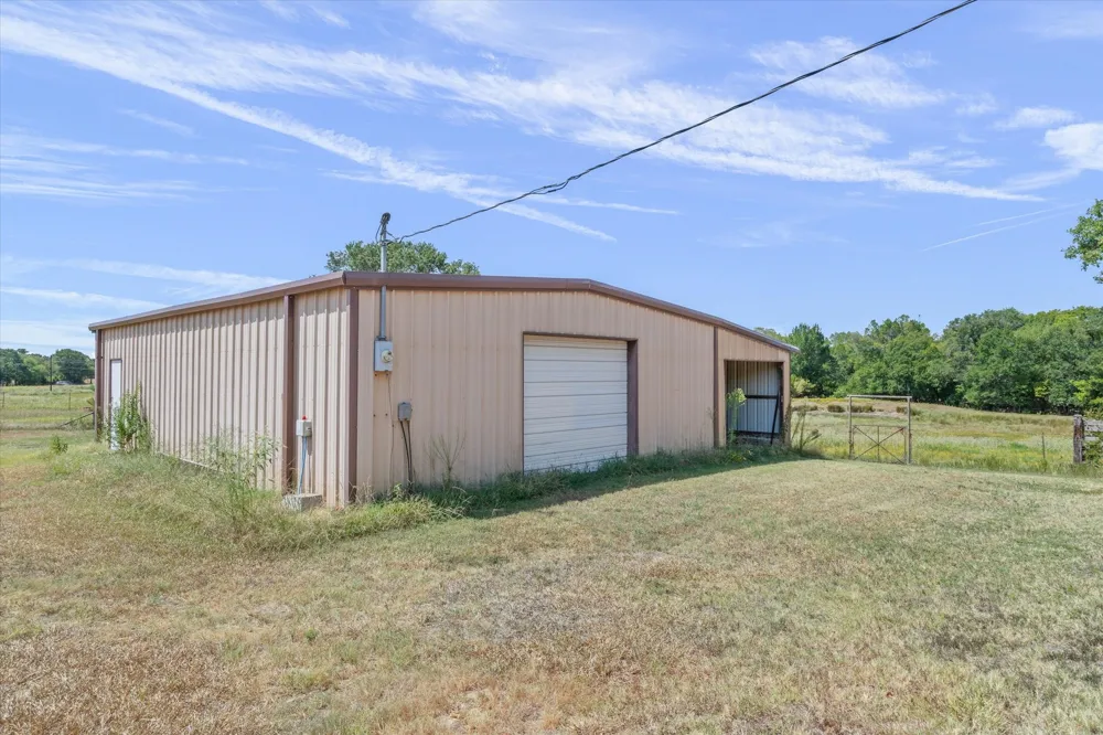 9150 State Highway 198 Canton, TX 75103