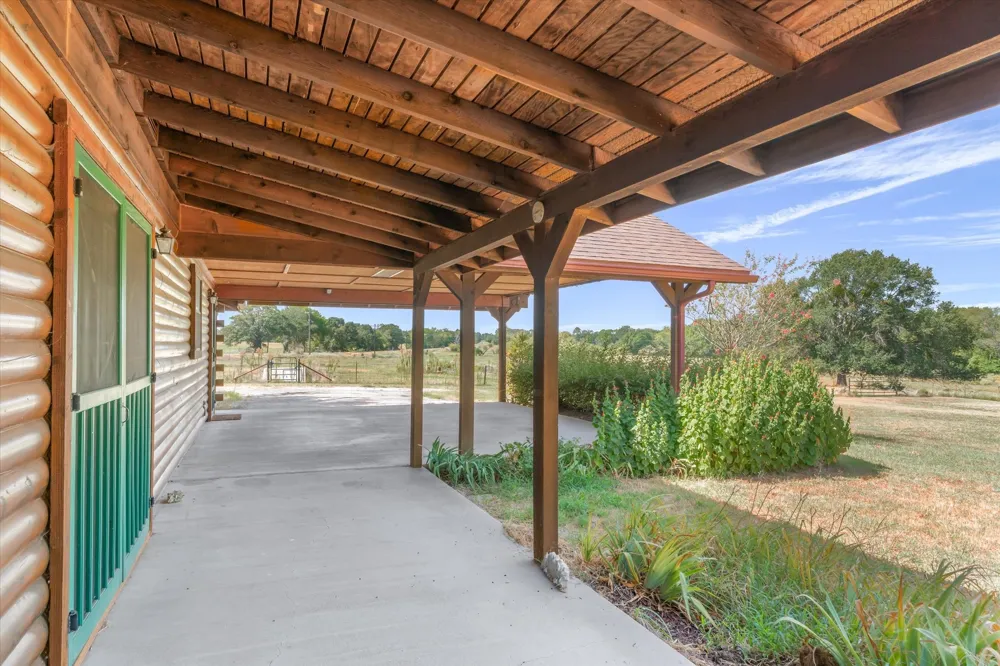 9150 State Highway 198 Canton, TX 75103