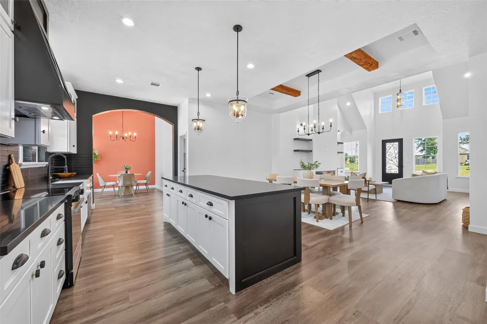 1118 Peter Pine Street Huffman, TX 77336