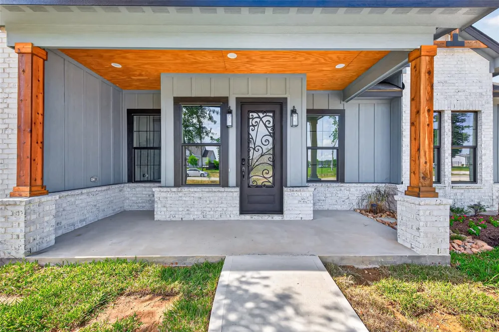 1118 Peter Pine Street Huffman, TX 77336