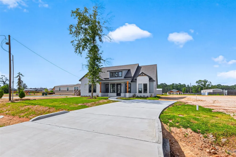 1118 Peter Pine Street Huffman, TX 77336