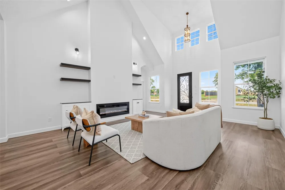 1118 Peter Pine Street Huffman, TX 77336