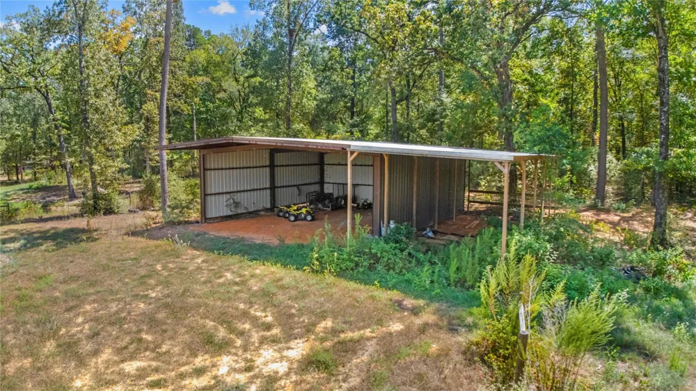 376 County Road 2008 Shelbyville, TX 75973