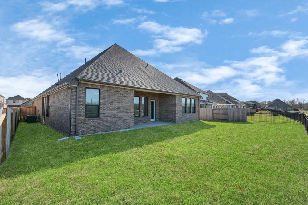 4710 Austin Landing Fresno, TX 77545