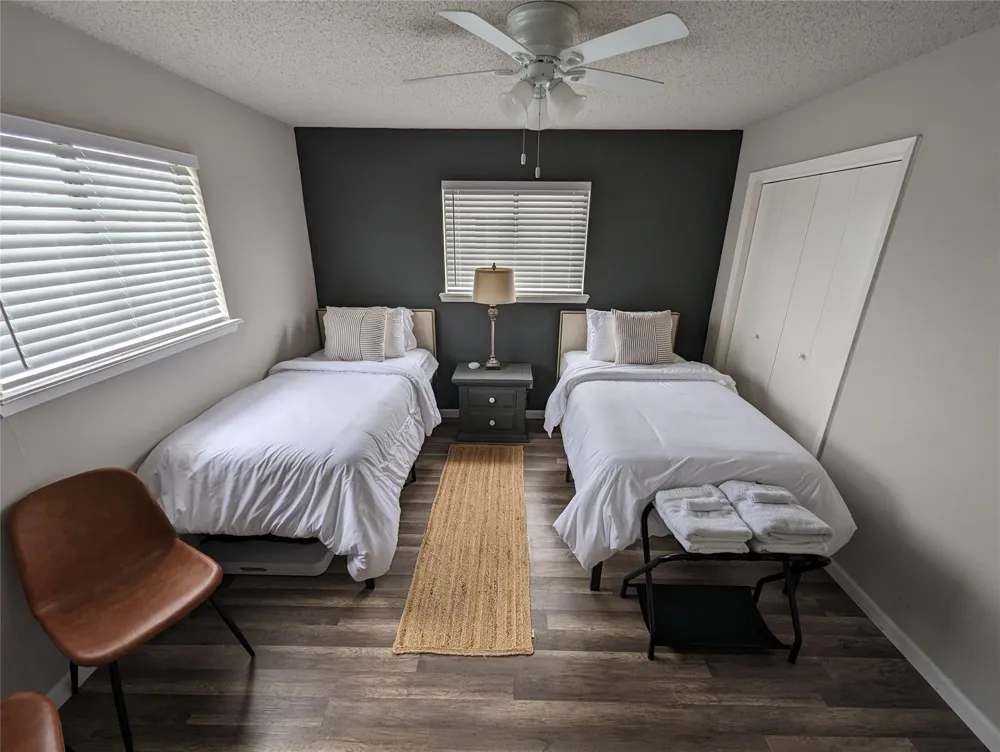 16716 Fletcher Christian Road Jamaica Beach, TX 77554