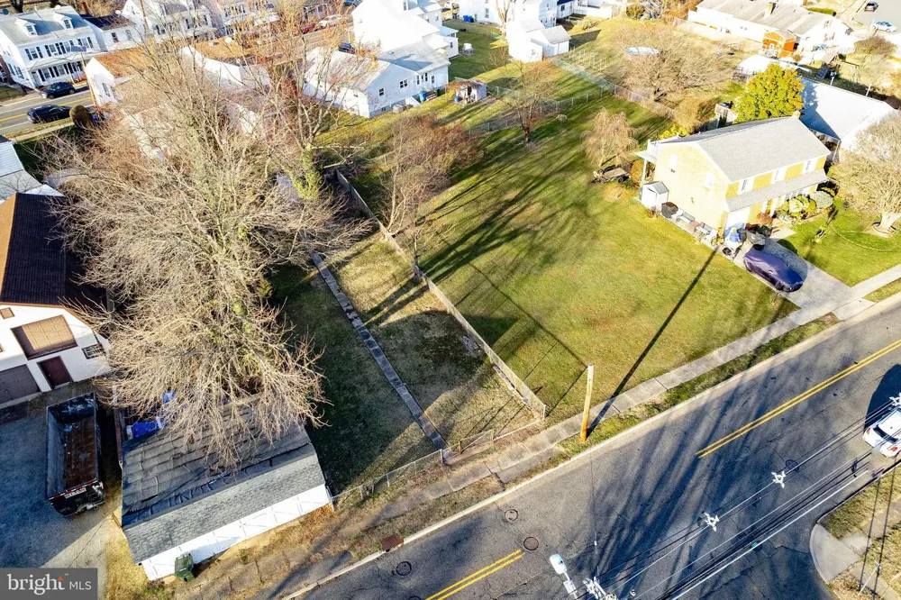709 COLUMBUS ROAD Burlington, NJ 08016