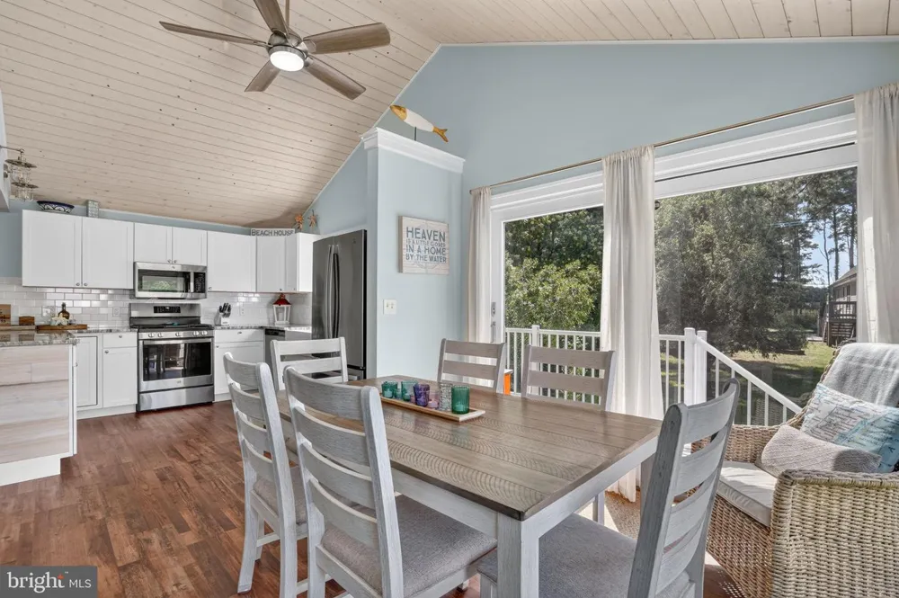 5190 PINE TREE WAY Chincoteague Island, VA 23336