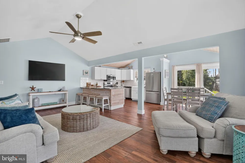 5190 PINE TREE WAY Chincoteague Island, VA 23336