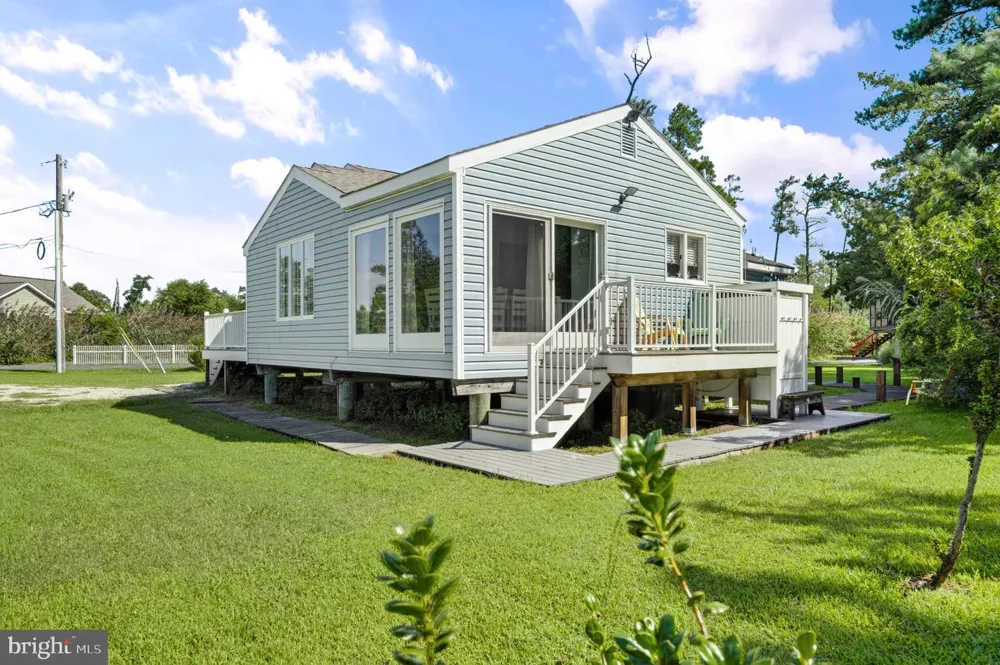 5190 PINE TREE WAY Chincoteague Island, VA 23336