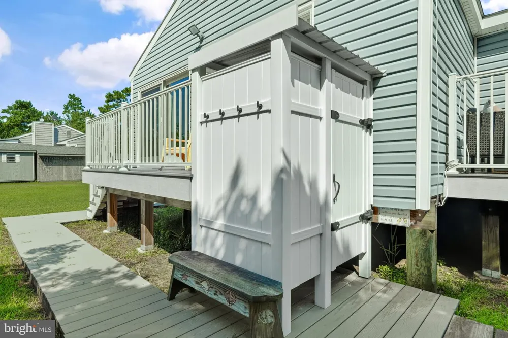 5190 PINE TREE WAY Chincoteague Island, VA 23336