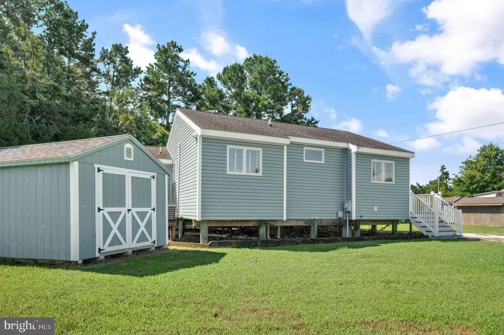 5190 PINE TREE WAY Chincoteague Island, VA 23336