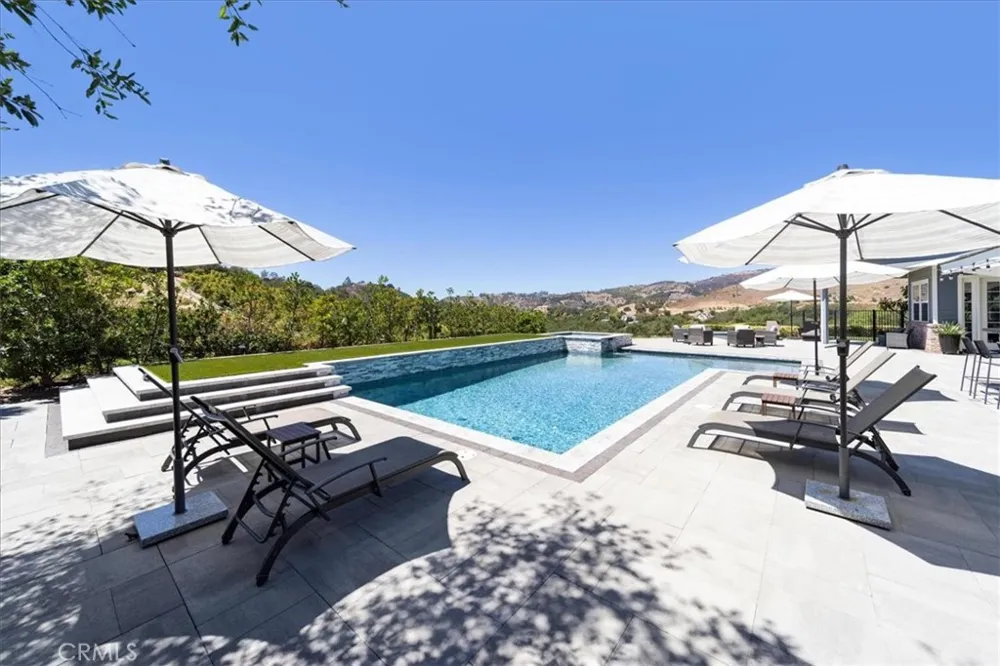 45091 Calle Cuesta Temecula, CA 92590