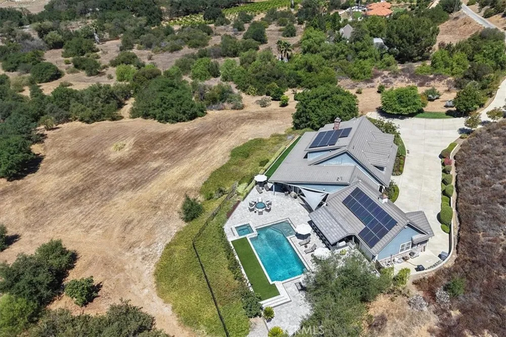 45091 Calle Cuesta Temecula, CA 92590