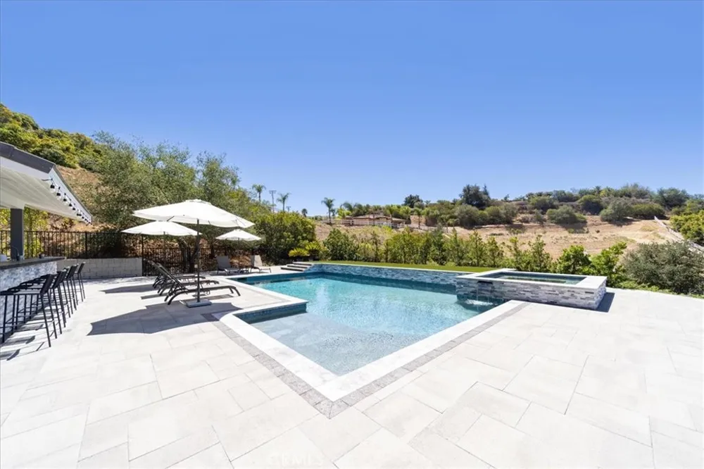 45091 Calle Cuesta Temecula, CA 92590