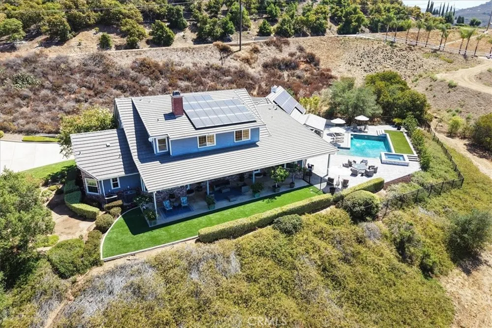 45091 Calle Cuesta Temecula, CA 92590