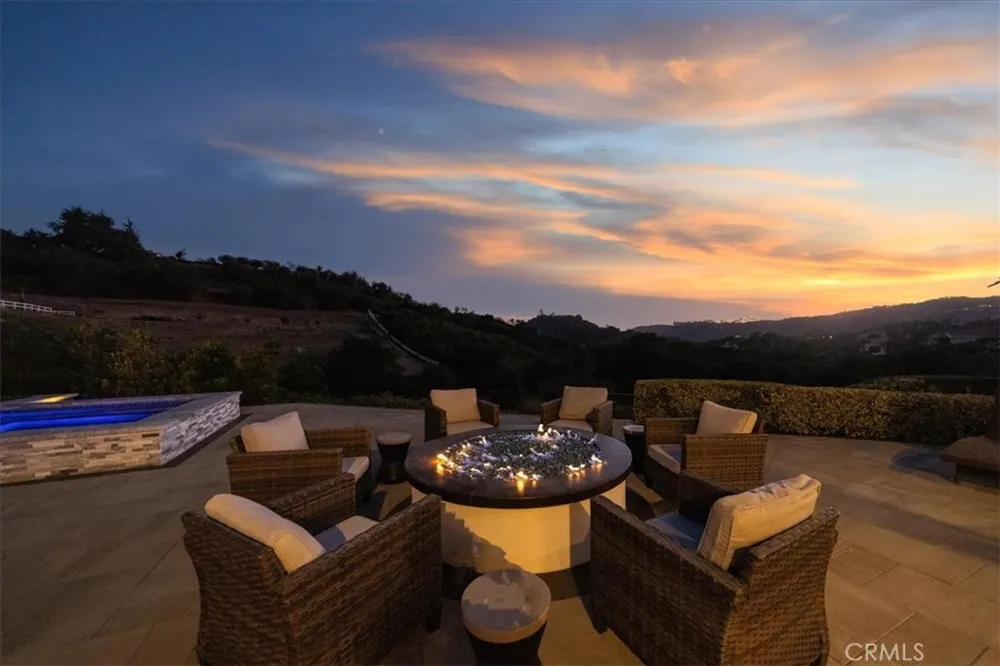 45091 Calle Cuesta Temecula, CA 92590