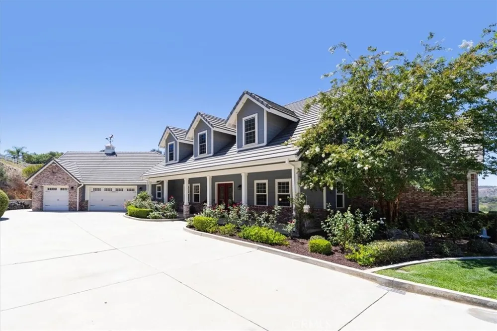45091 Calle Cuesta Temecula, CA 92590