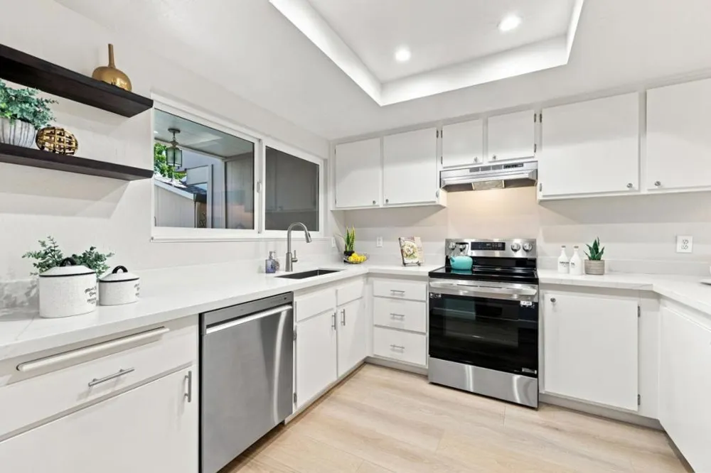 1349 Merrivale West Square San Jose, CA 95117