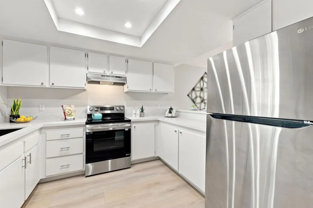 1349 Merrivale West Square San Jose, CA 95117